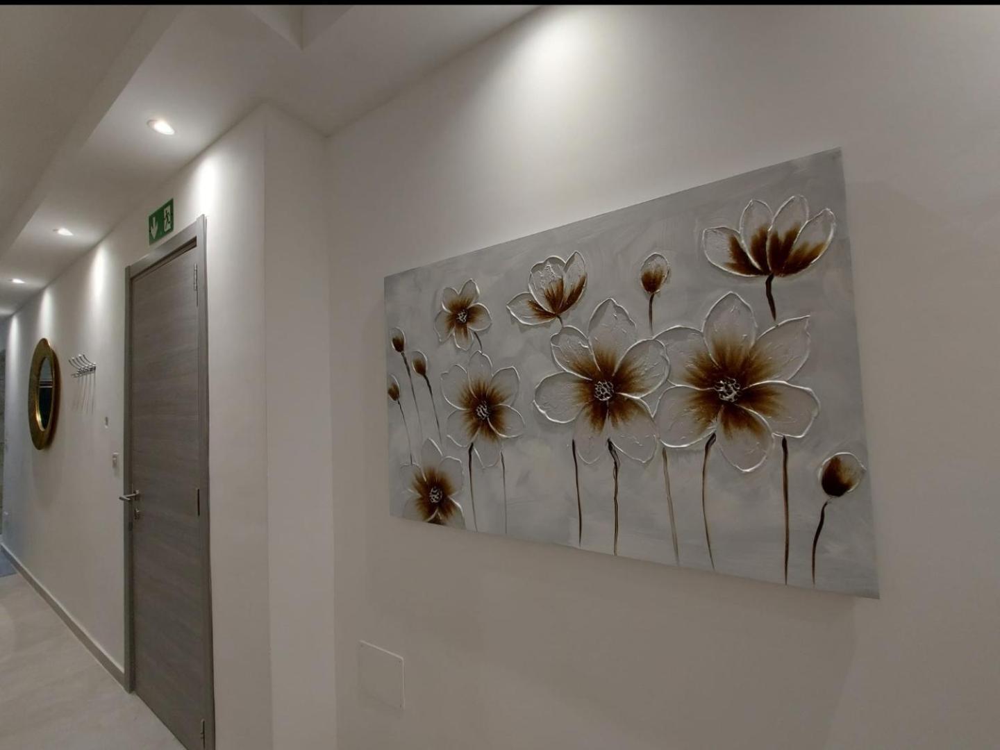 Centre Point Comfort Apartment Σεντ Πόλς Μπέι Εξωτερικό φωτογραφία